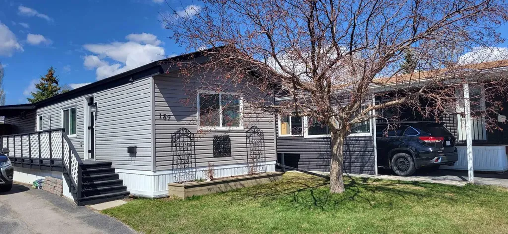 99 Arbour Lake Road NW Calgary AB T3G 4E4