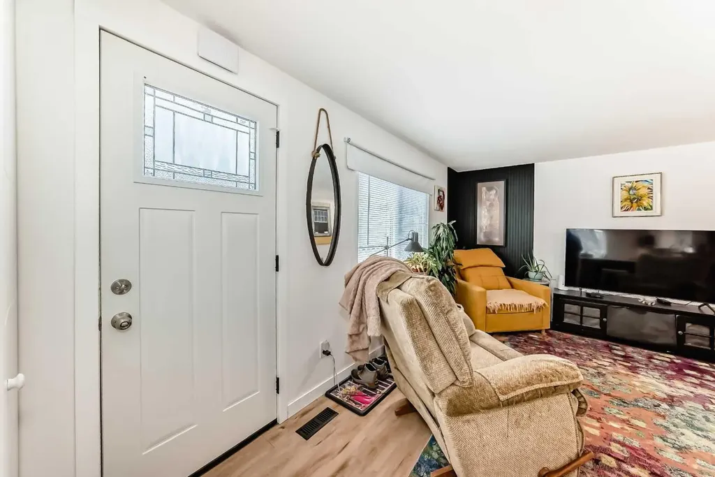 99 Arbour Lake Road NW Calgary AB T3G 4E4