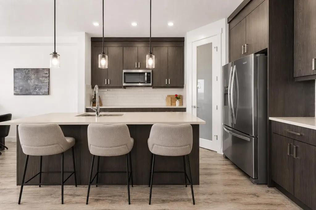 1041 Iron Landing Way Crossfield AB T0M0S0