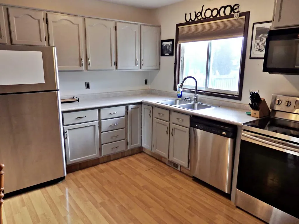 4800 Airport Drive Vermilion AB T9X 1P2
