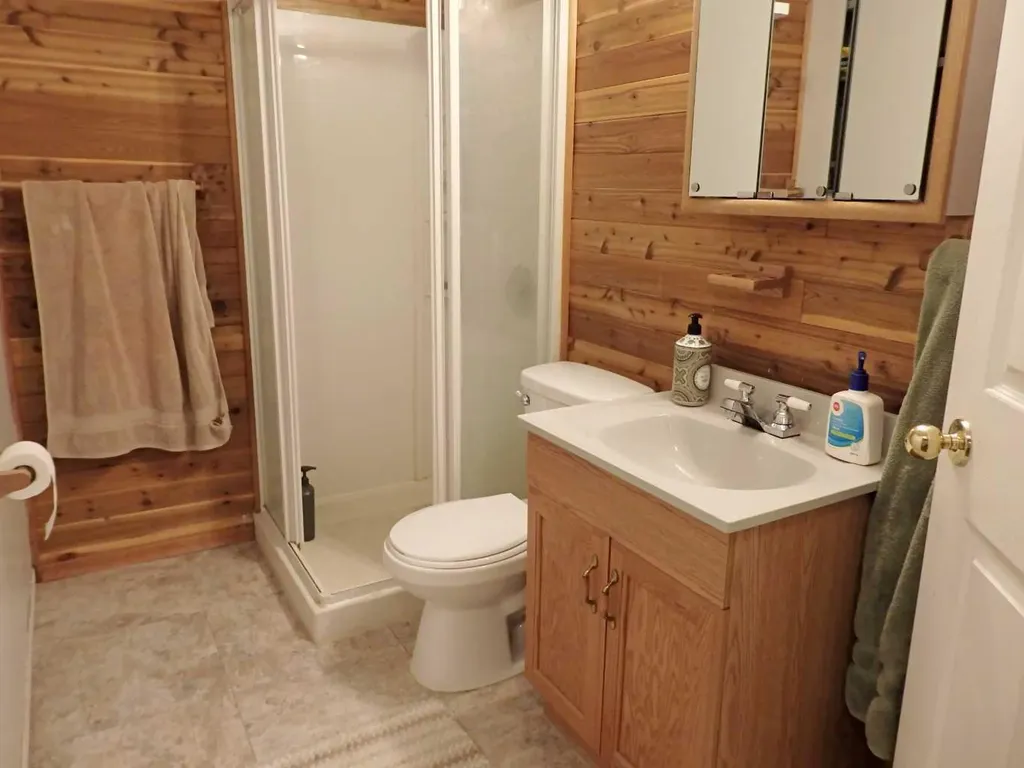 4800 Airport Drive Vermilion AB T9X 1P2