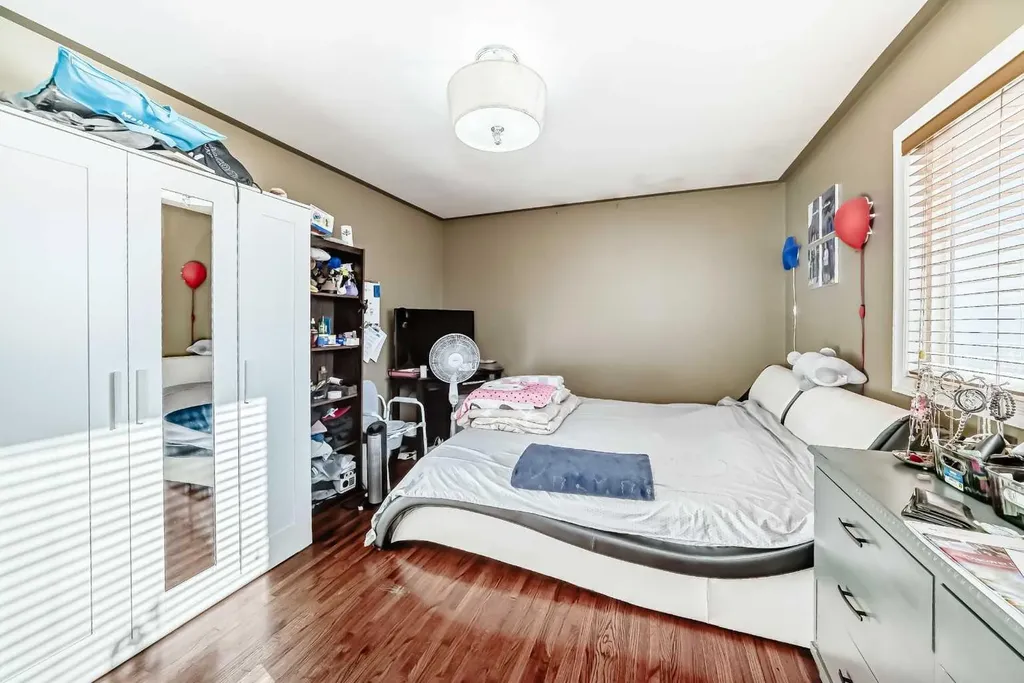 8222 Fairmount Drive SE Calgary AB T2H0Y3