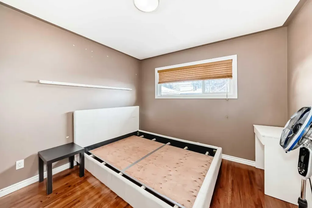 8222 Fairmount Drive SE Calgary AB T2H0Y3