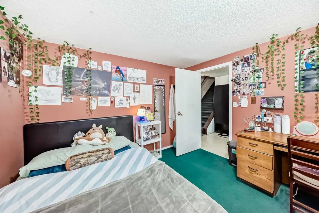 8222 Fairmount Drive SE Calgary AB T2H0Y3