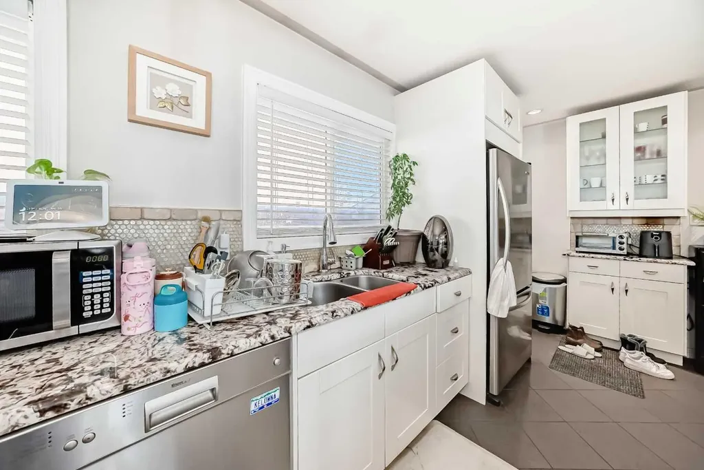 8222 Fairmount Drive SE Calgary AB T2H0Y3