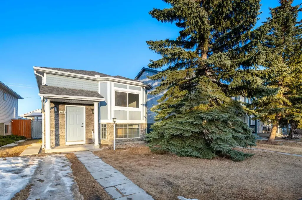 4249 Catalina Boulevard NE Calgary AB T1Y6Y5