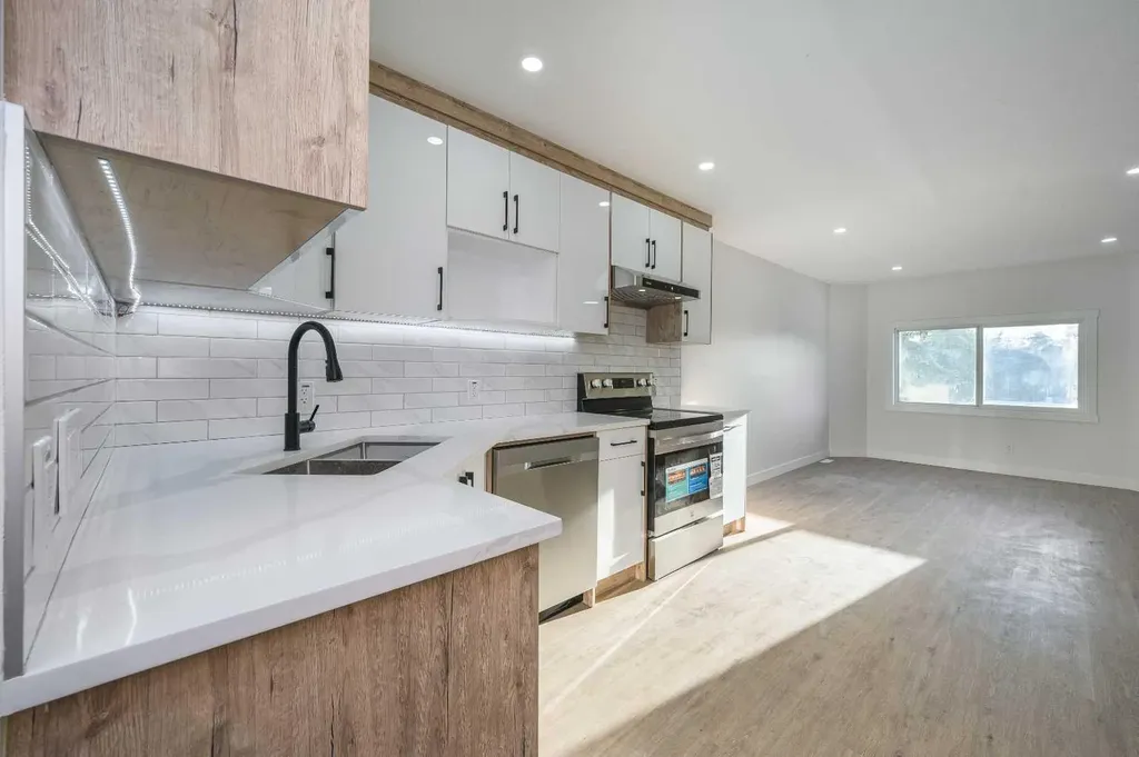 4249 Catalina Boulevard NE Calgary AB T1Y6Y5