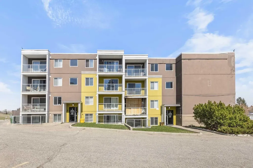 4455D Greenview Drive NE Calgary AB T2E 6M1