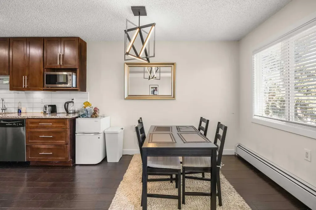 4455D Greenview Drive NE Calgary AB T2E 6M1