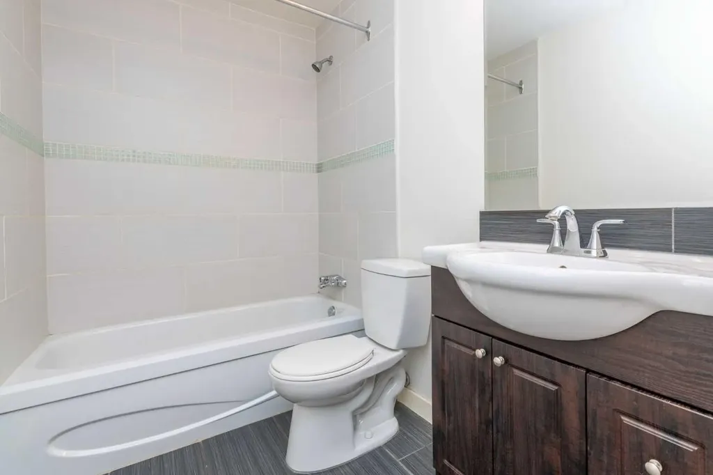 1735 11 Avenue SW Calgary AB T3C3S9