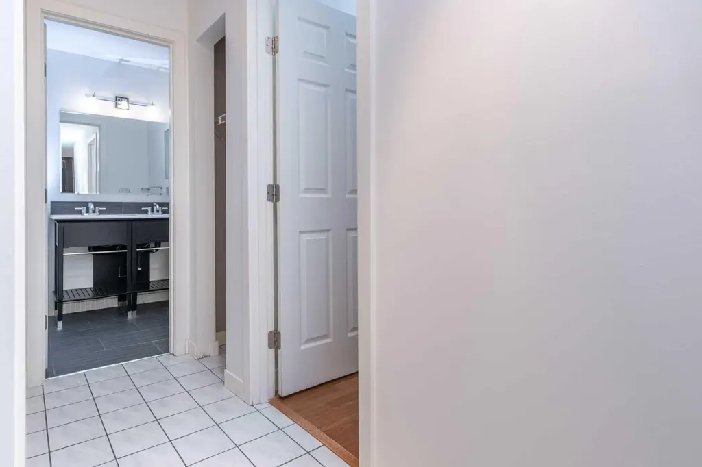 1735 11 Avenue SW Calgary AB T3C3S9