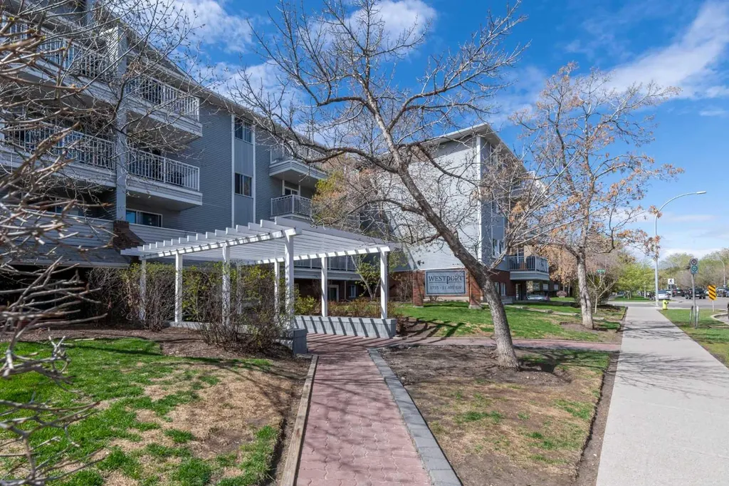 1735 11 Avenue SW Calgary AB T3C3S9