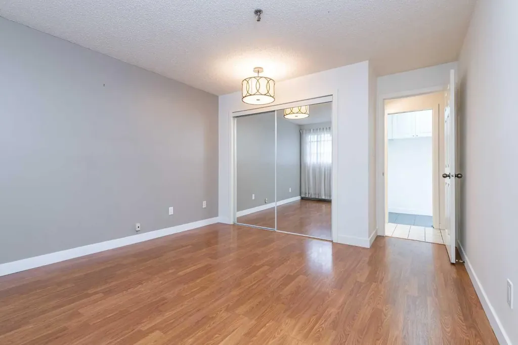 1735 11 Avenue SW Calgary AB T3C3S9