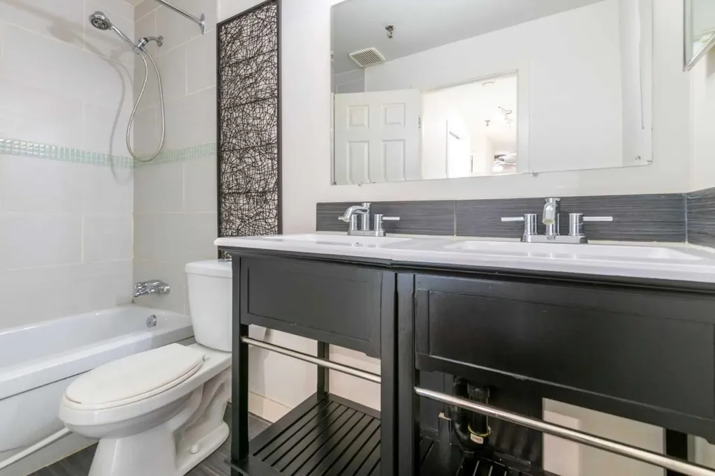 1735 11 Avenue SW Calgary AB T3C3S9