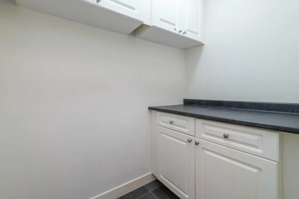 1735 11 Avenue SW Calgary AB T3C3S9