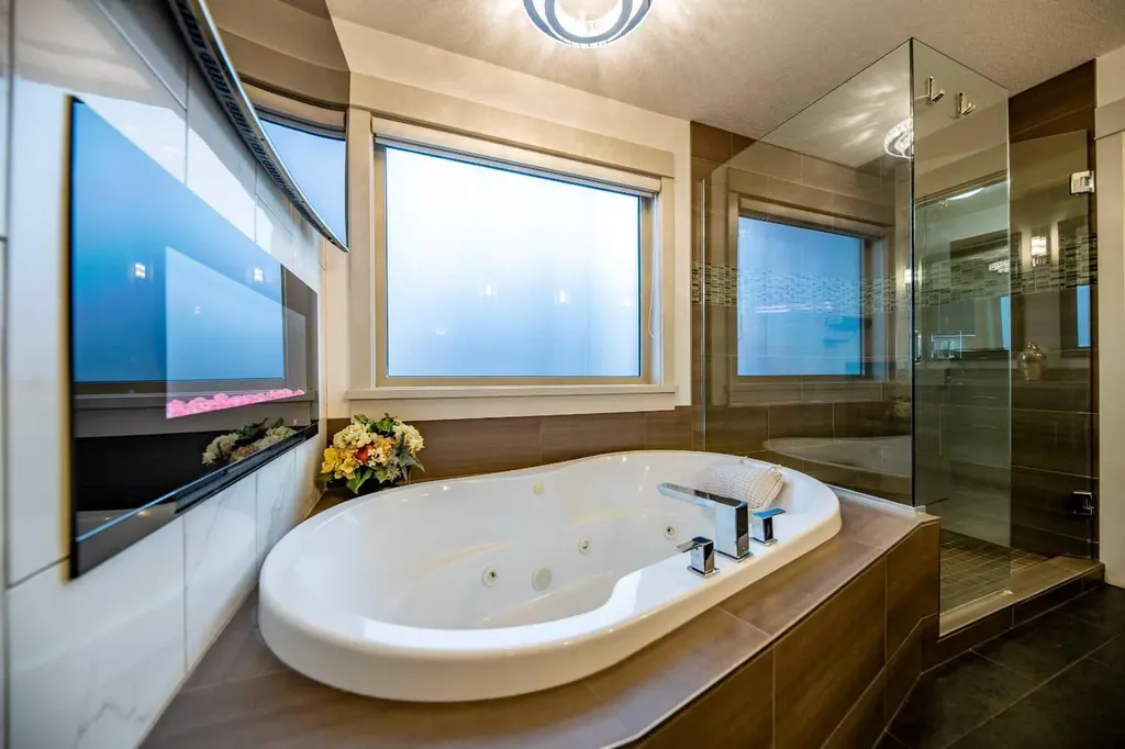 8830 60 Avenue Grande Prairie AB T8W0J9