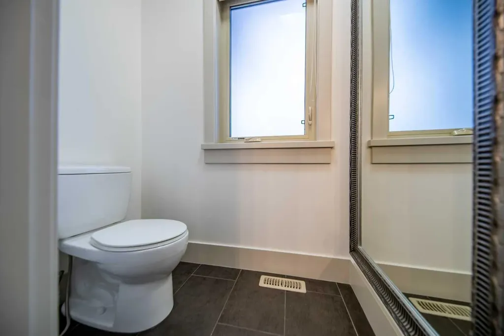 8830 60 Avenue Grande Prairie AB T8W0J9