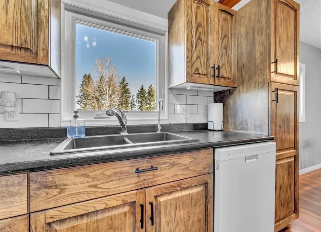 7202 Township Road 114 Rural Cypress County AB T0K 1Z0