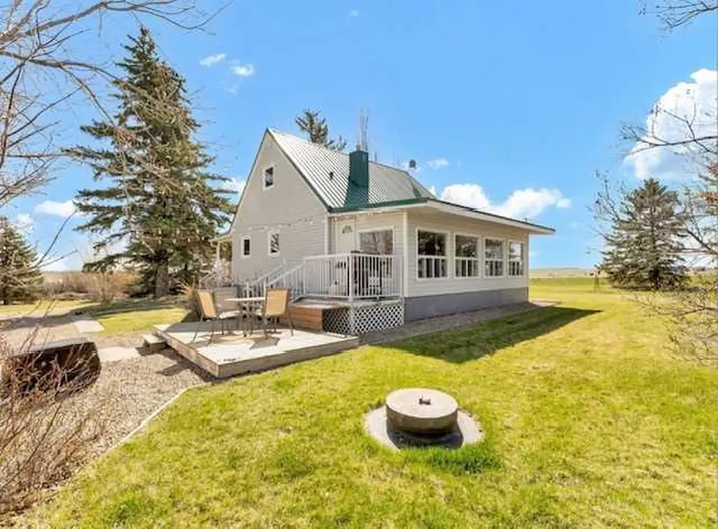 7202 Township Road 114 Rural Cypress County AB T0K 1Z0
