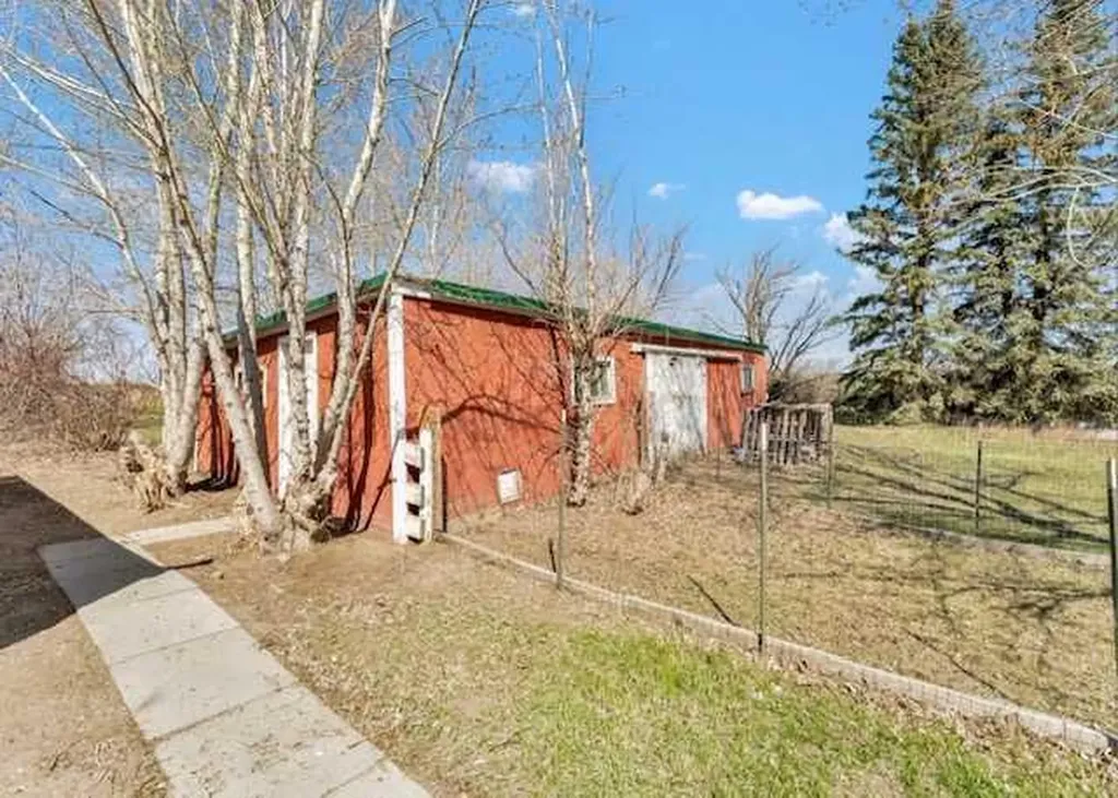 7202 Township Road 114 Rural Cypress County AB T0K 1Z0