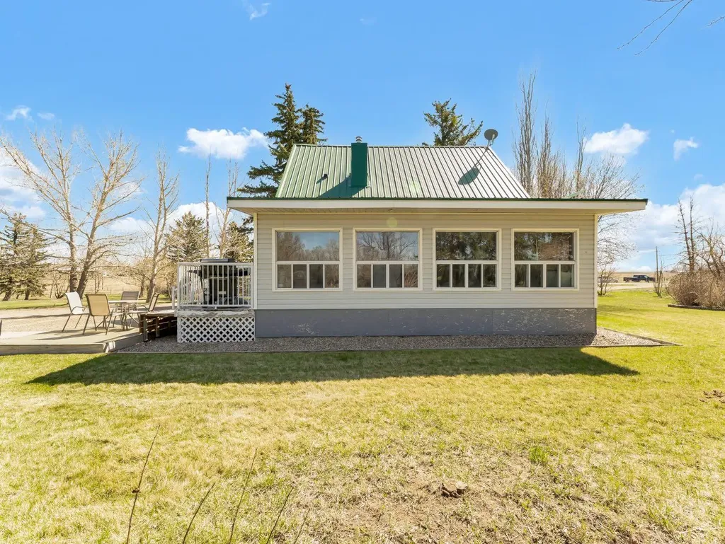 7202 Township Road 114 Rural Cypress County AB T0K 1Z0
