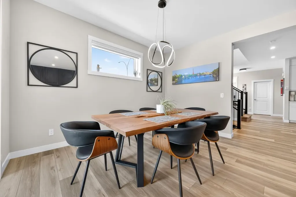 11 Cranbrook Gardens SE Calgary AB T3M 2X5