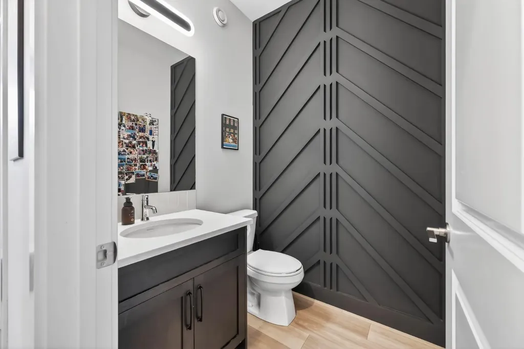 11 Cranbrook Gardens SE Calgary AB T3M 2X5