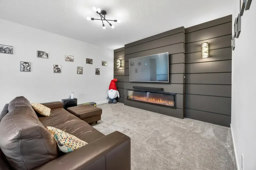 11 Cranbrook Gardens SE Calgary AB T3M 2X5