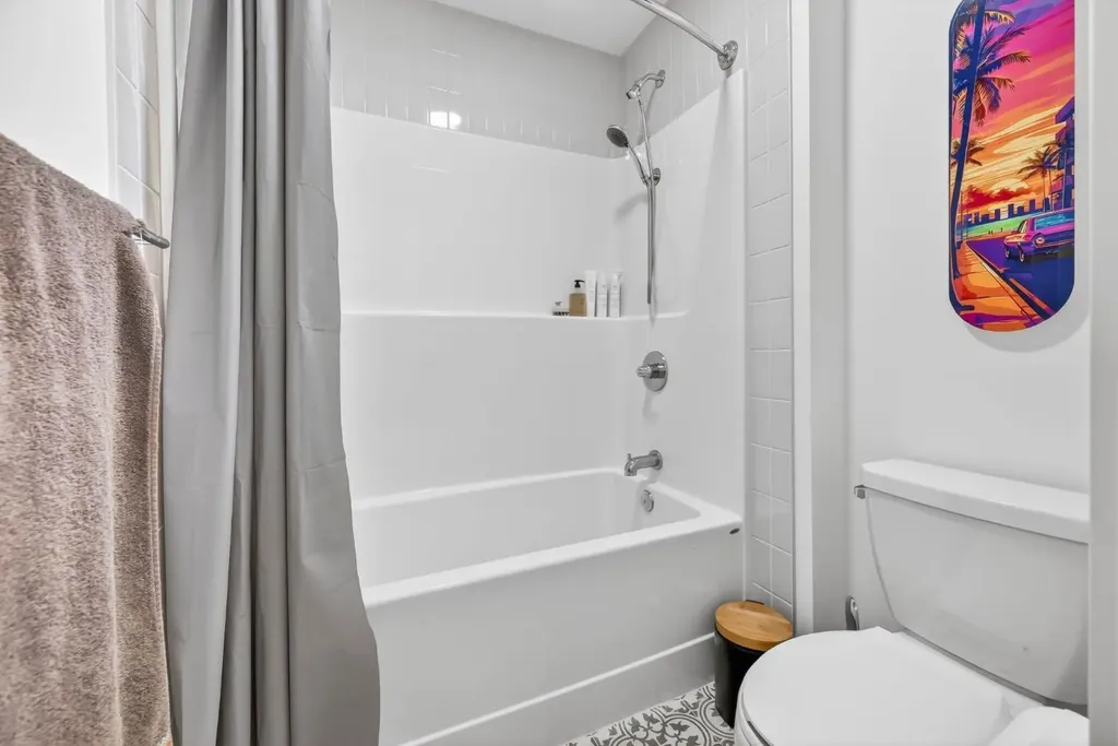 11 Cranbrook Gardens SE Calgary AB T3M 2X5