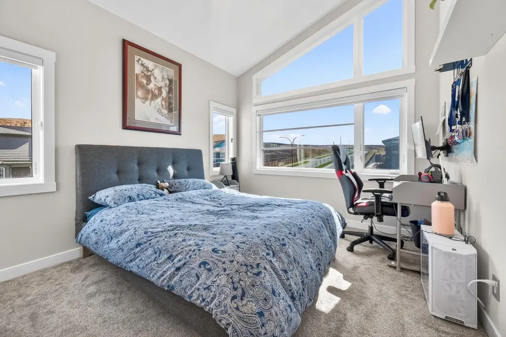 11 Cranbrook Gardens SE Calgary AB T3M 2X5