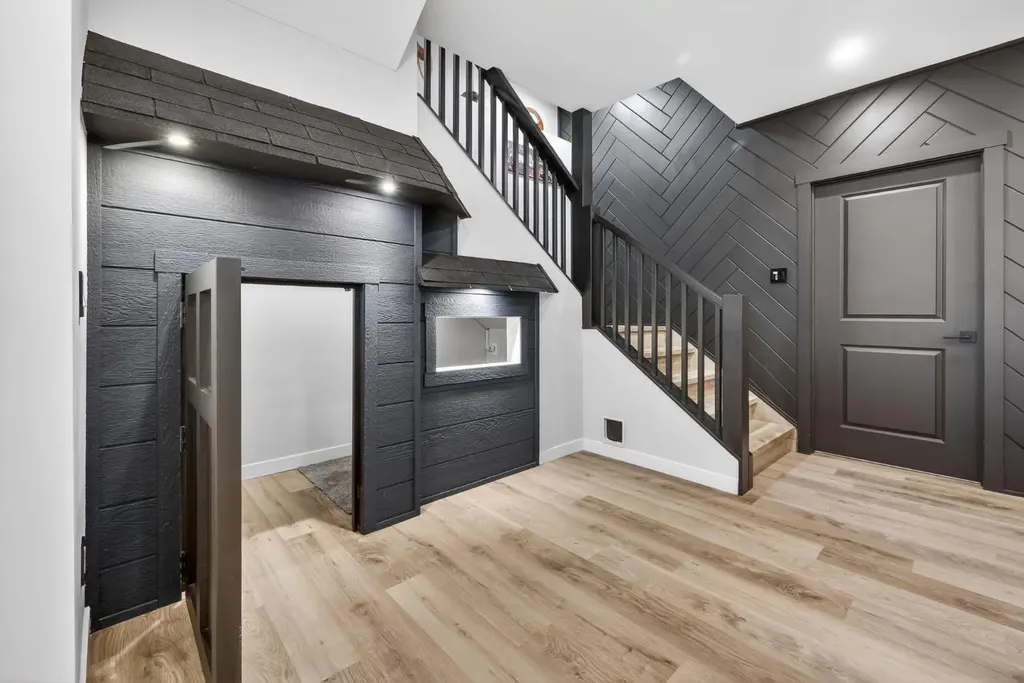 11 Cranbrook Gardens SE Calgary AB T3M 2X5