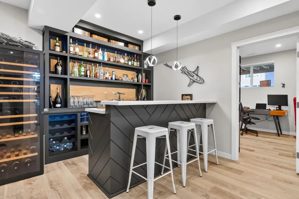 11 Cranbrook Gardens SE Calgary AB T3M 2X5