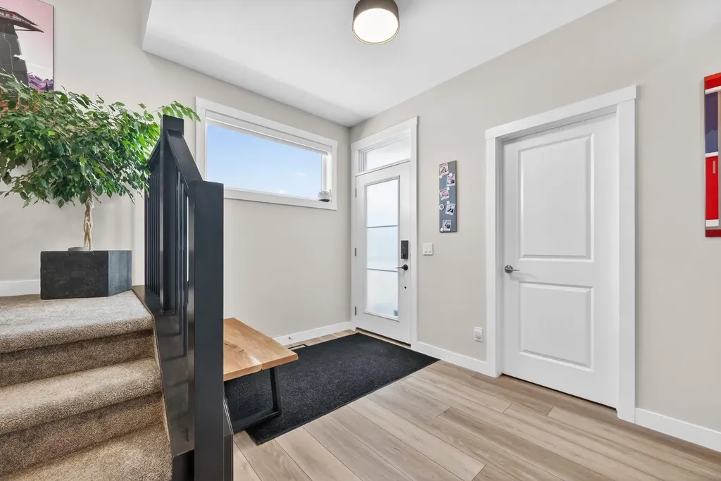 11 Cranbrook Gardens SE Calgary AB T3M 2X5