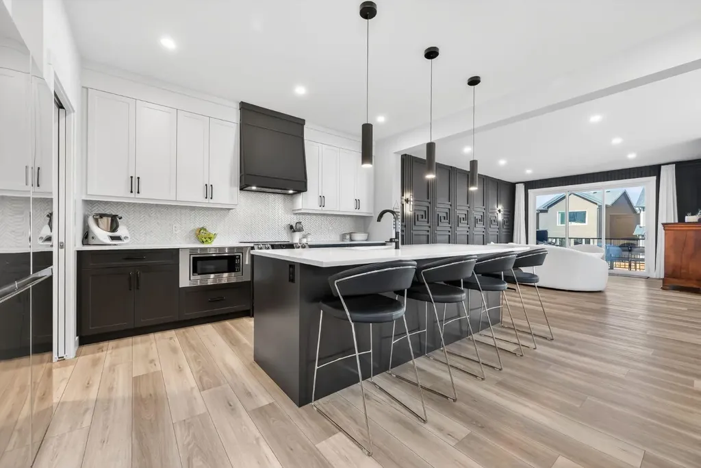 11 Cranbrook Gardens SE Calgary AB T3M 2X5