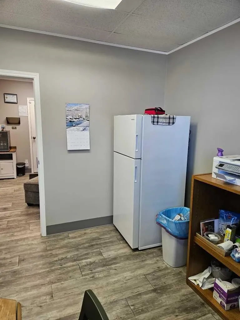 9804 100 Avenue Grande Prairie AB T8V 0T8