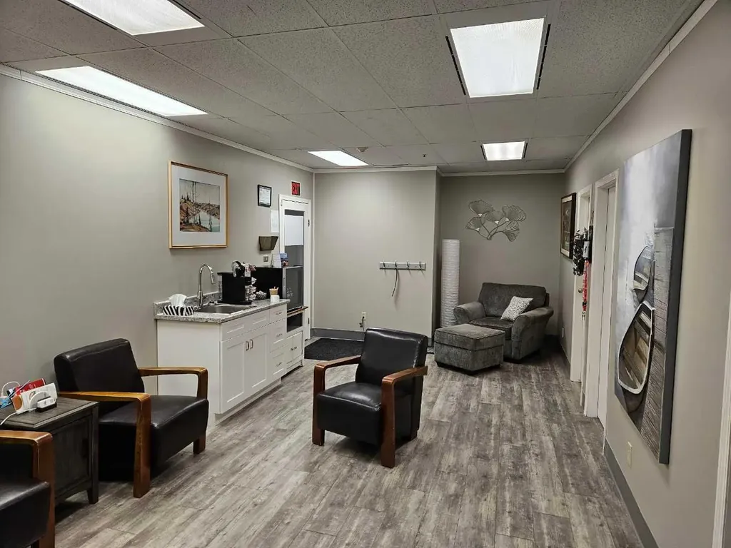 9804 100 Avenue Grande Prairie AB T8V 0T8