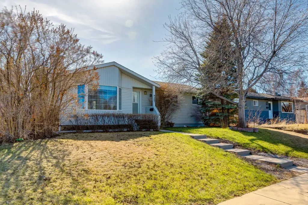 367 Acadia Drive SE Calgary AB T2J 0A6
