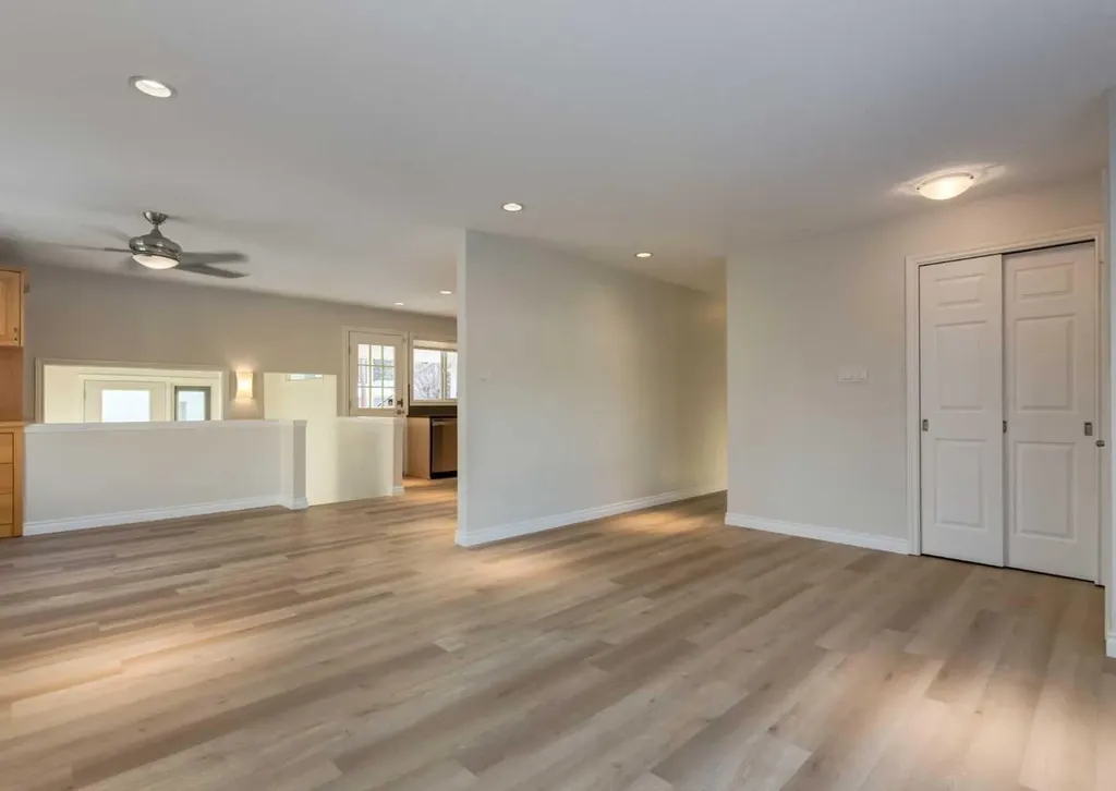 367 Acadia Drive SE Calgary AB T2J 0A6