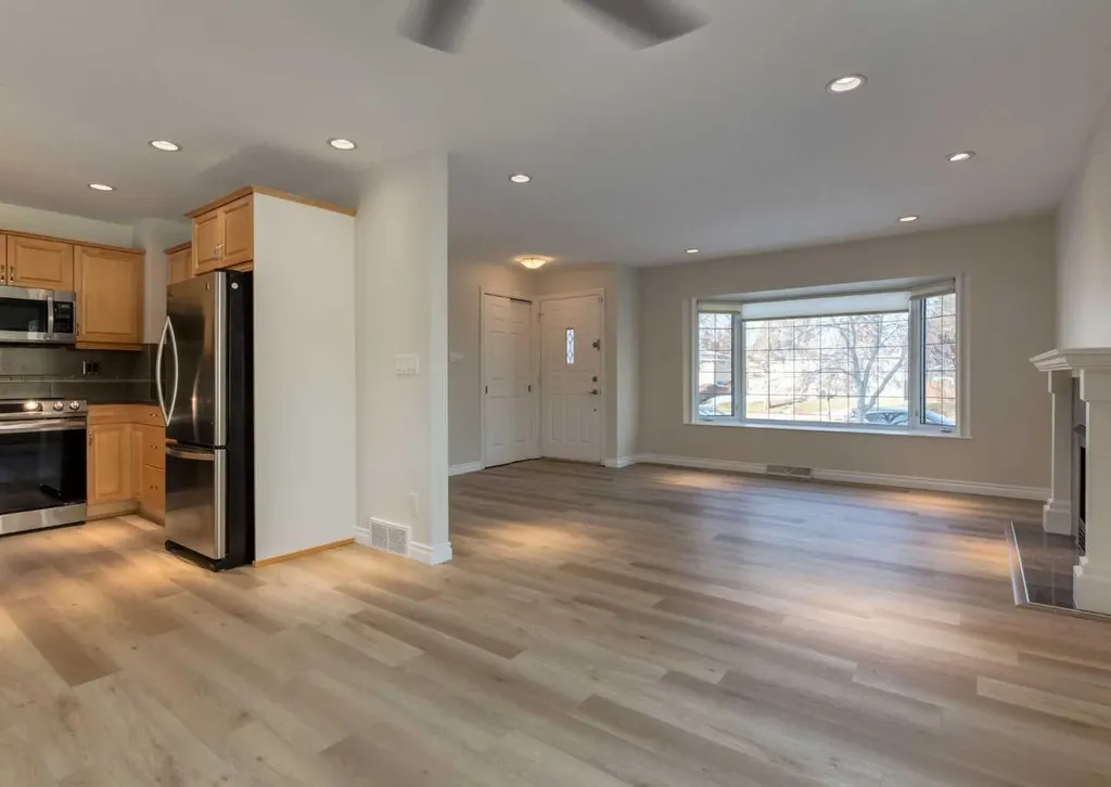 367 Acadia Drive SE Calgary AB T2J 0A6