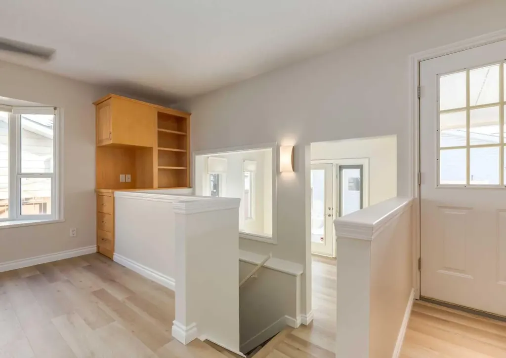 367 Acadia Drive SE Calgary AB T2J 0A6