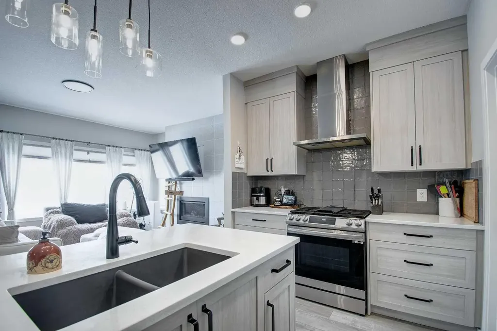 800 Mandalay Link Carstairs AB T0M 0N0