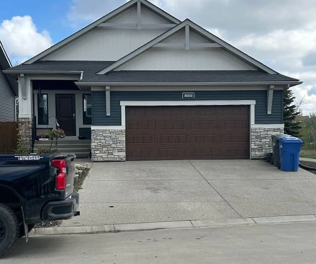800 Mandalay Link Carstairs AB T0M 0N0