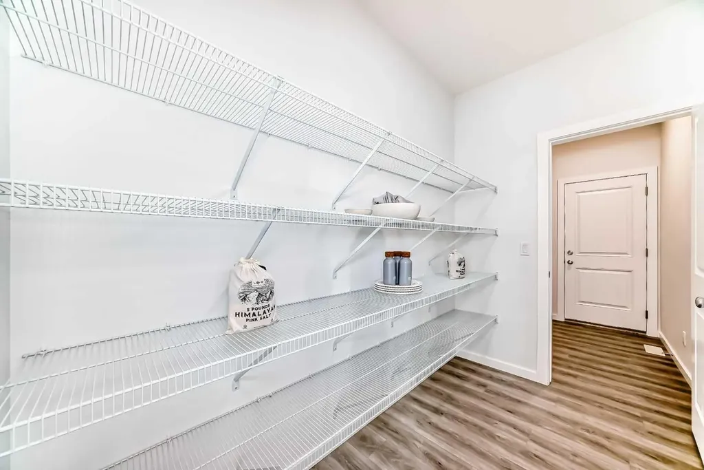 40 Osprey Hill Place SW Calgary AB T3B 6R9