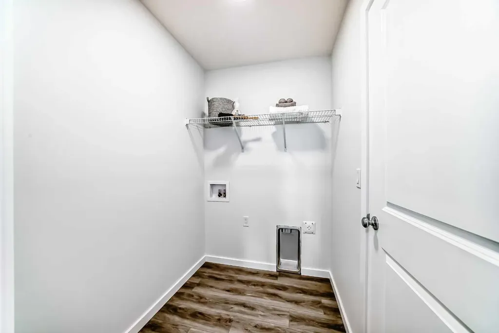 40 Osprey Hill Place SW Calgary AB T3B 6R9