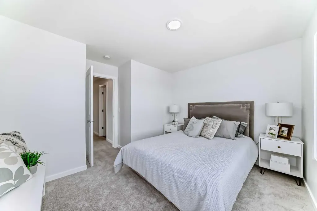 40 Osprey Hill Place SW Calgary AB T3B 6R9