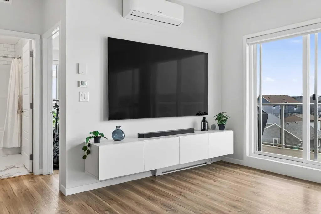 220 Seton Grove SE Calgary AB T3M 3T1
