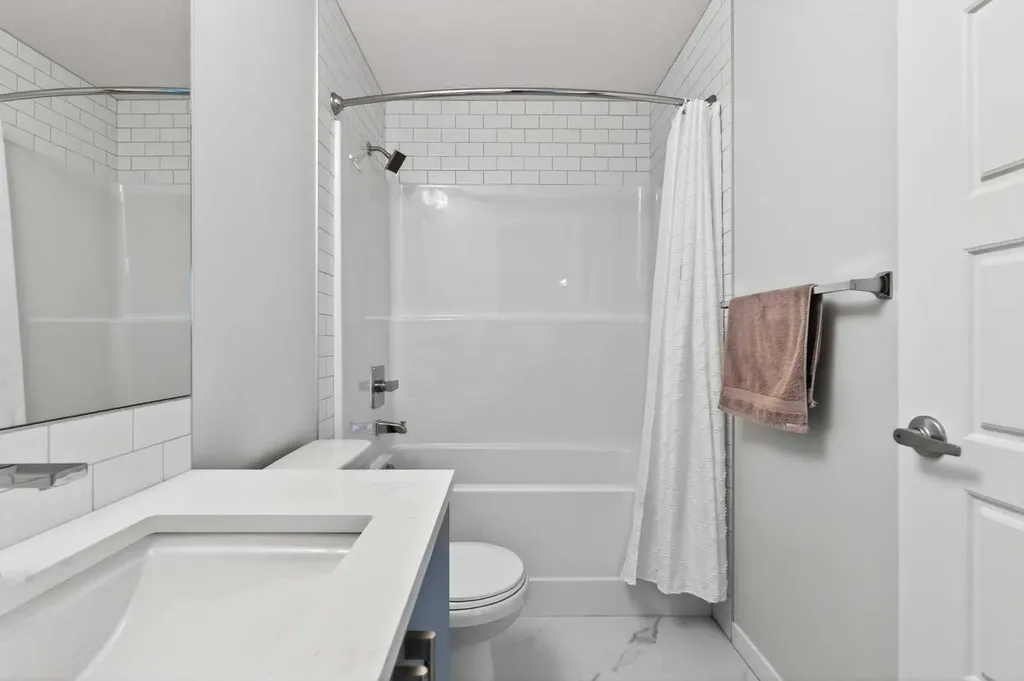 220 Seton Grove SE Calgary AB T3M 3T1