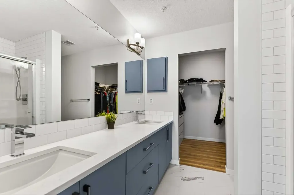220 Seton Grove SE Calgary AB T3M 3T1