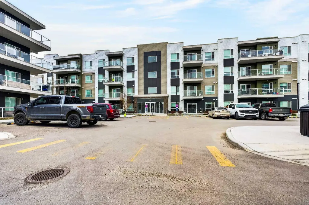 220 Seton Grove SE Calgary AB T3M 3T1