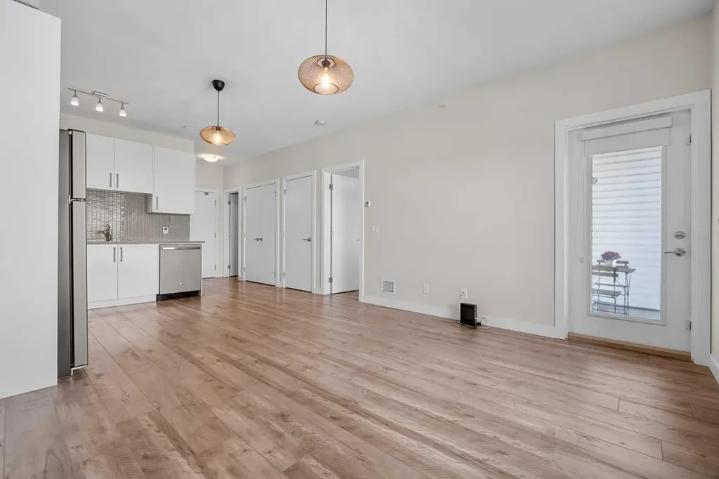 20 Sage Hill Terrace NW Calgary AB T3R 0W8
